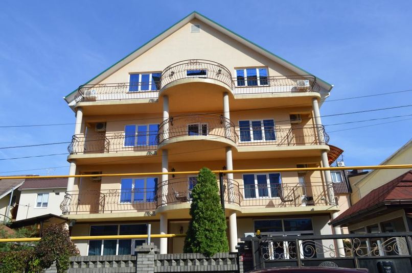 ЭДЕЛЬВЕЙС (ул. Чкалова), отель - 1