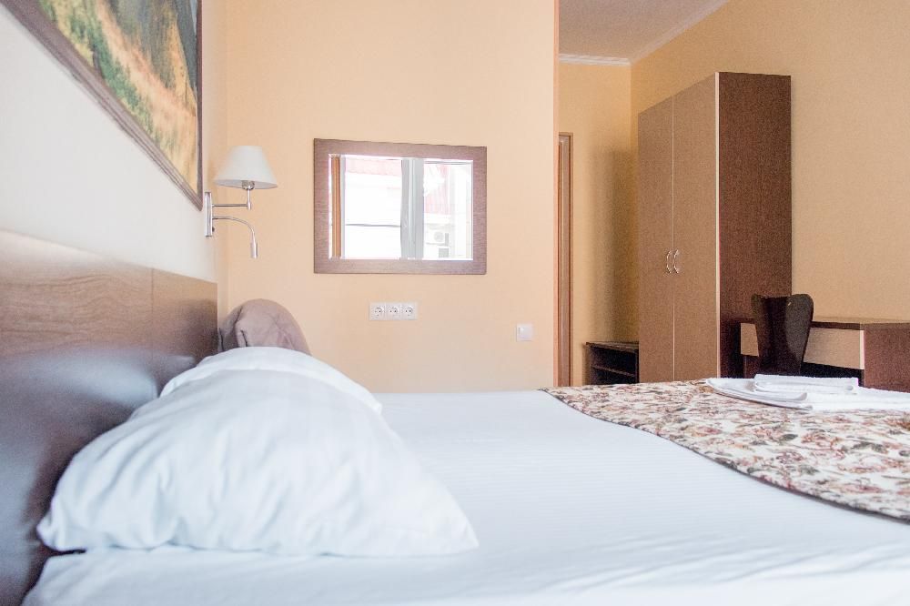 СИАР (бывш. НА УЛ. ЛЕНИНА 172), гостевой дом (размещение детей с 3 лет) - 23