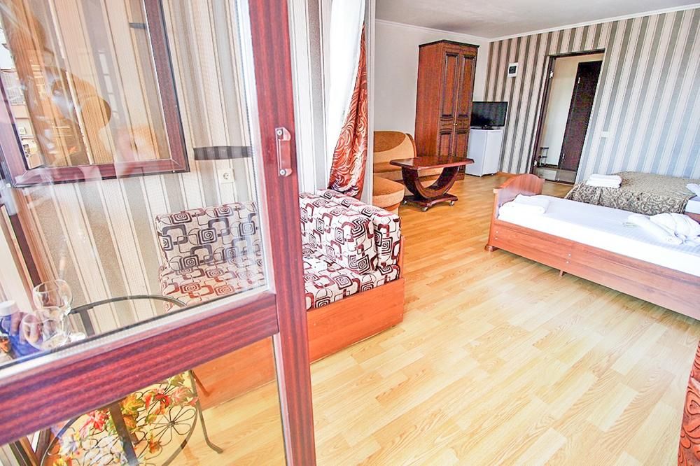 ТРИ ПАЛЬМЫ, отель - 22