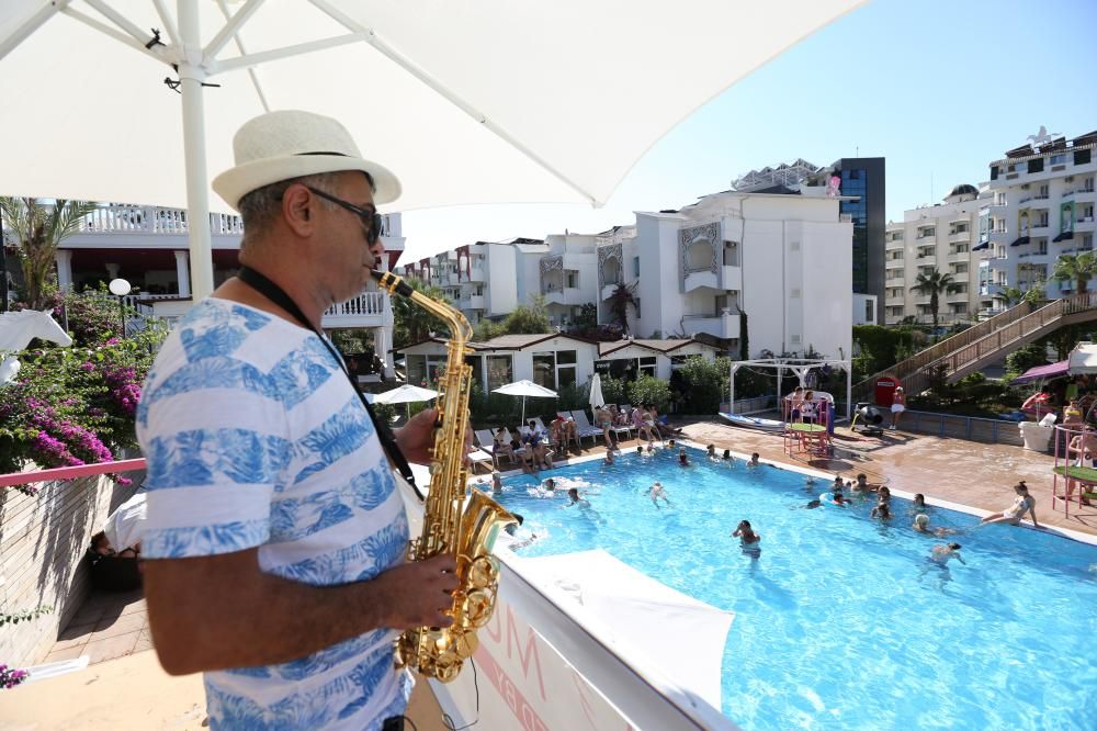 Club Hotel Anjeliq - 35