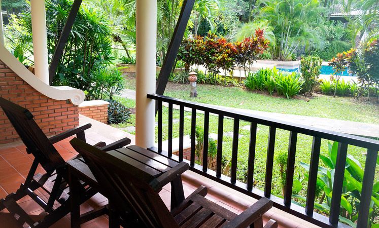 THE LEAF ON THE SANDS BY KATATHANI - 2