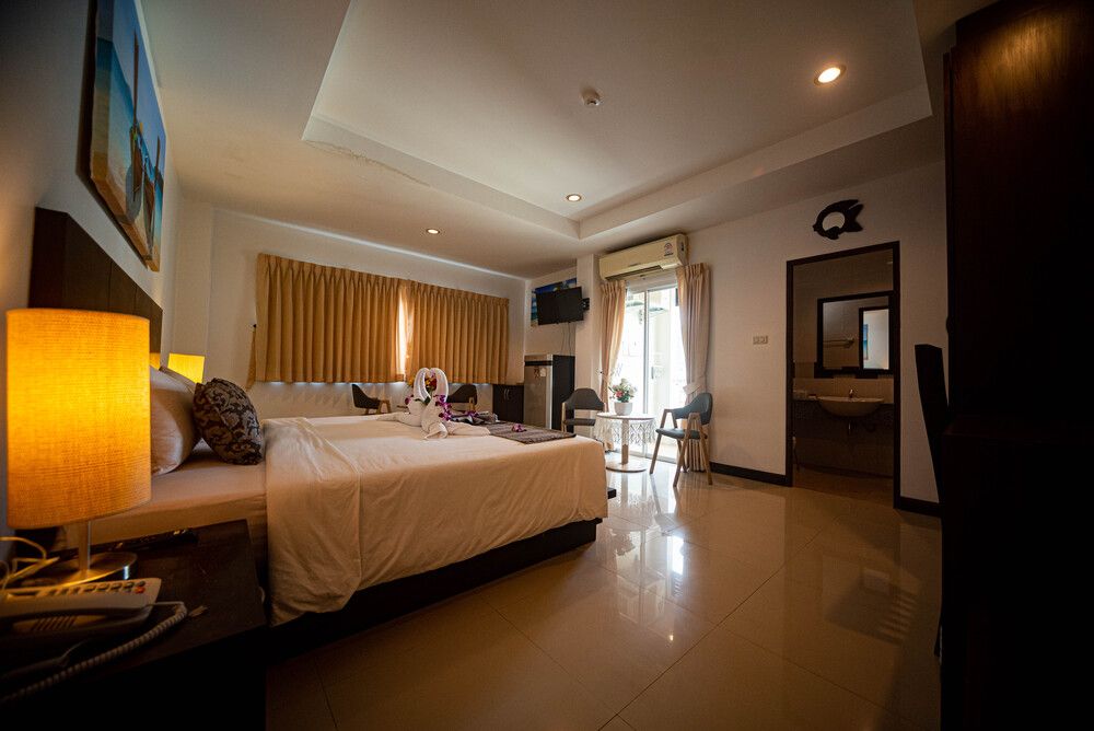 Q VICTORY PATONG - 25