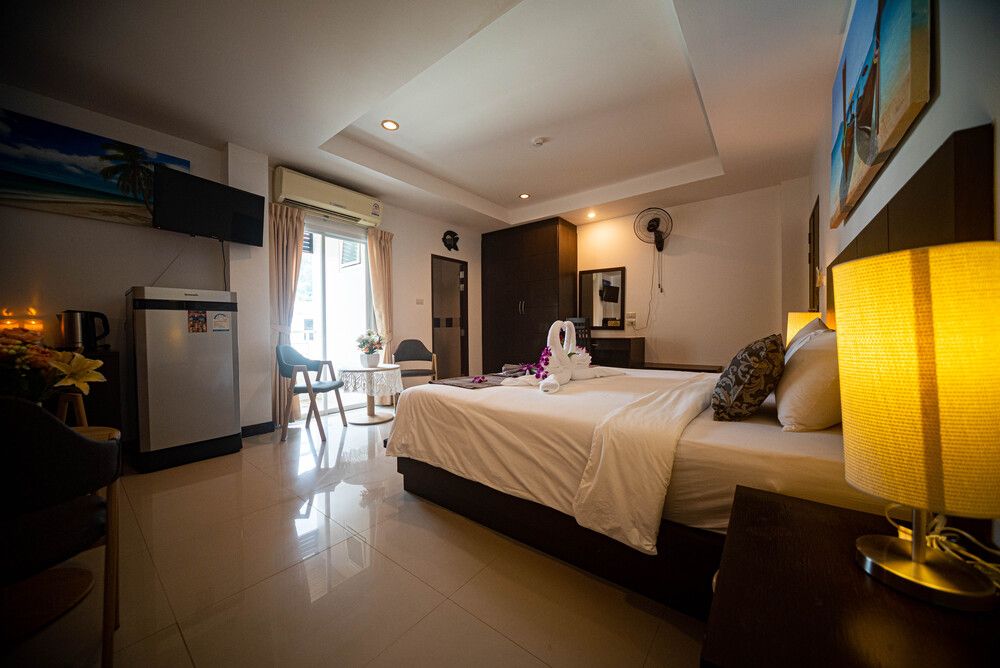 Q VICTORY PATONG - 24