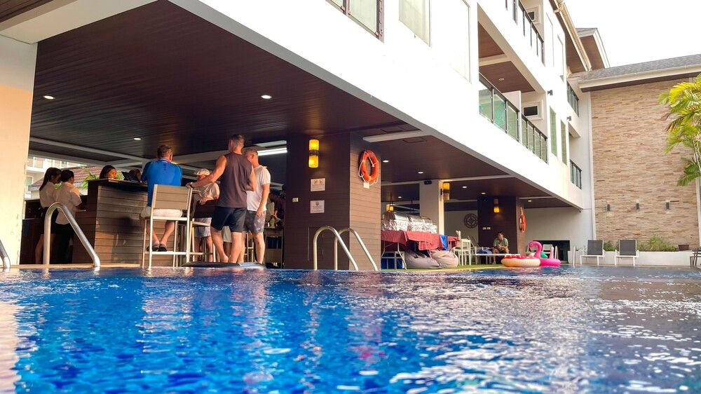 BARAMEE RESORTEL - 66