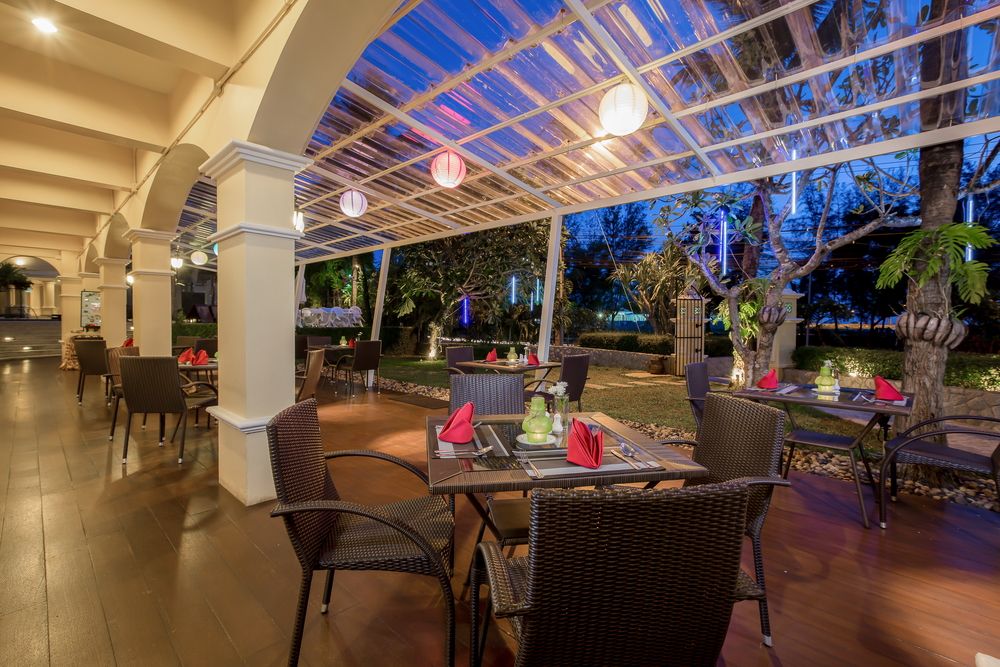 THE FRONT VILLAGE - 34