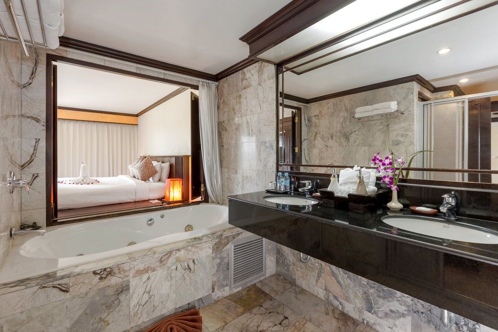 THE FRONT VILLAGE - 66