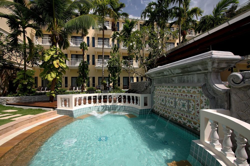 THE FRONT VILLAGE - 17