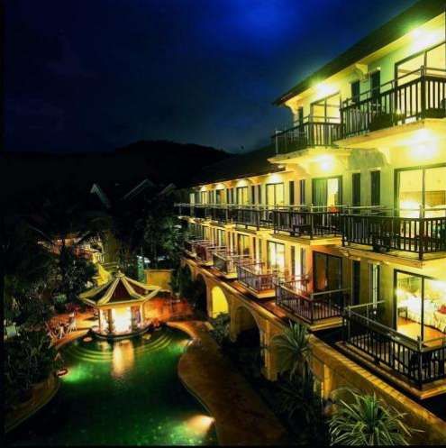 THE FRONT VILLAGE - 14