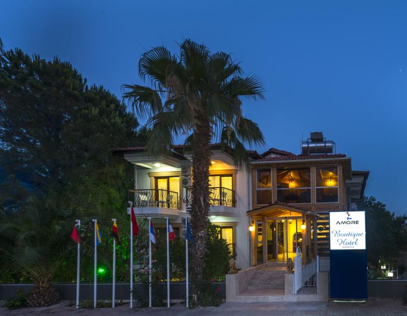 Amore Boutique Hotel - 2