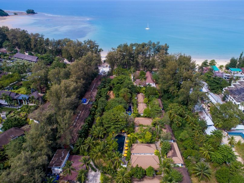 NAIYANG BEACH RESORT AND SPA - 3