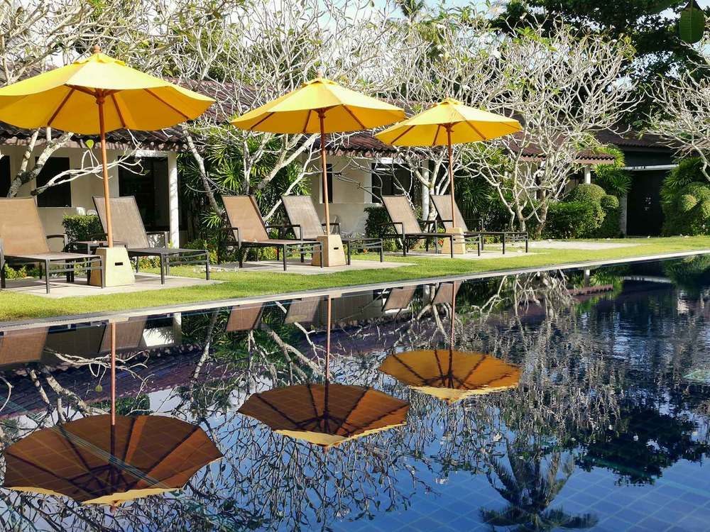 NAIYANG BEACH RESORT AND SPA - 10