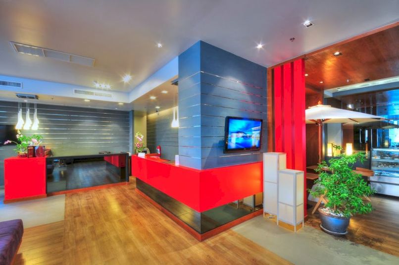 THE ASHLEE HEIGHTS PATONG HOTEL & SUITES - 1