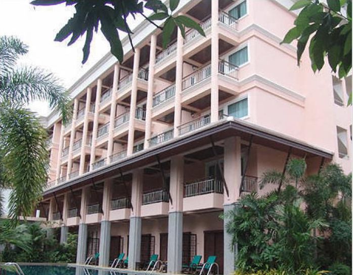 THANTHIP BEACH RESORT - 1