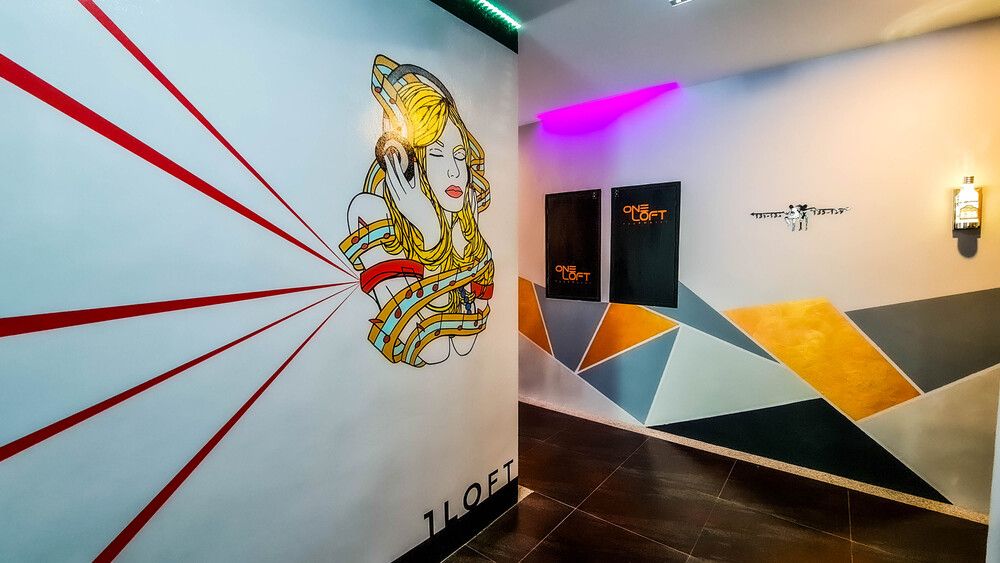 ONELOFT HOTEL - 16