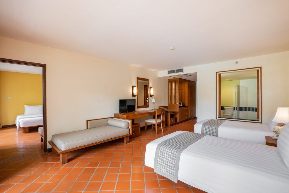 NAITHONBURI BEACH RESORT - 29