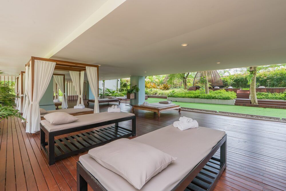 NAITHONBURI BEACH RESORT - 16