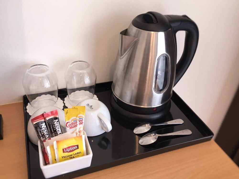 THE LUNAR PATONG - 68