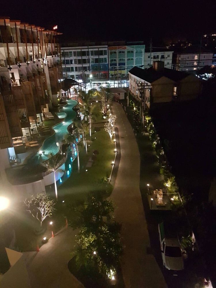 THE LUNAR PATONG - 13