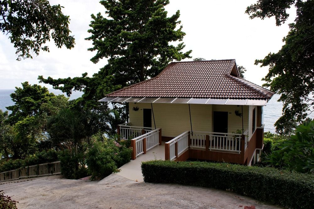 SECRET CLIFF RESORT & RESTAURANT - 63