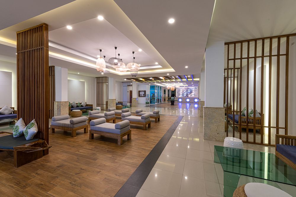 BLUE BEACH GRAND RESORT AND SPA - 25