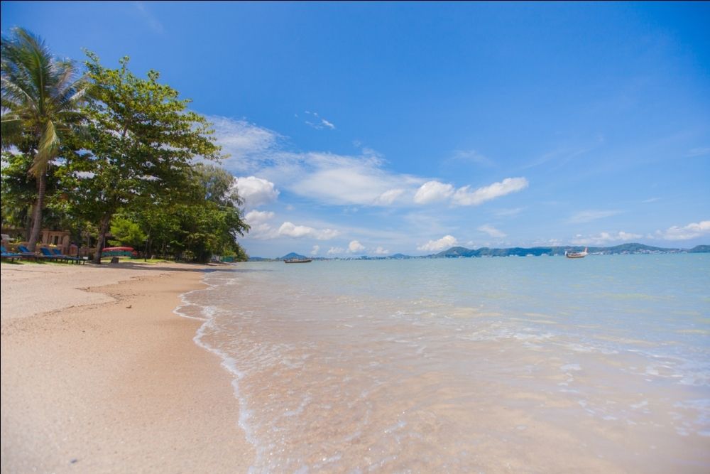 BLUE BEACH GRAND RESORT AND SPA - 10