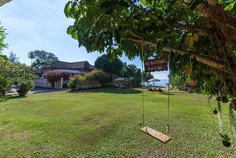 BLUE BEACH GRAND RESORT AND SPA - 7