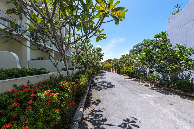 BLUE BEACH GRAND RESORT AND SPA - 5