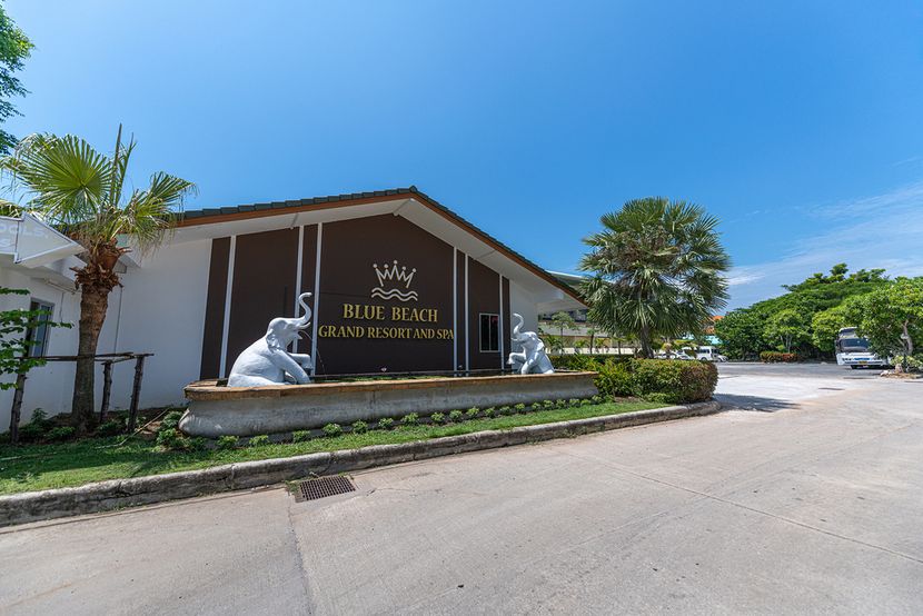 BLUE BEACH GRAND RESORT AND SPA - 3