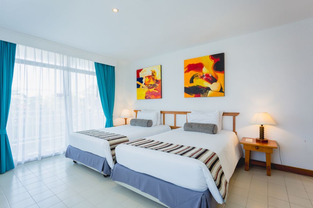 WATERFRONT SUITES PHUKET BY CENTARA - 30
