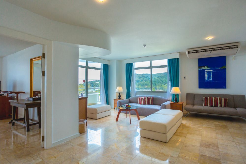 WATERFRONT SUITES PHUKET BY CENTARA - 28