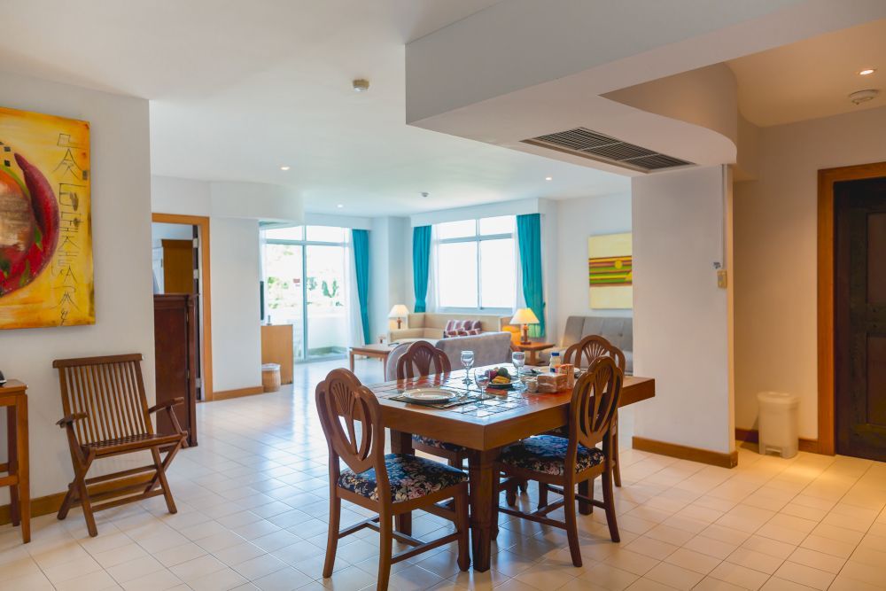 WATERFRONT SUITES PHUKET BY CENTARA - 22