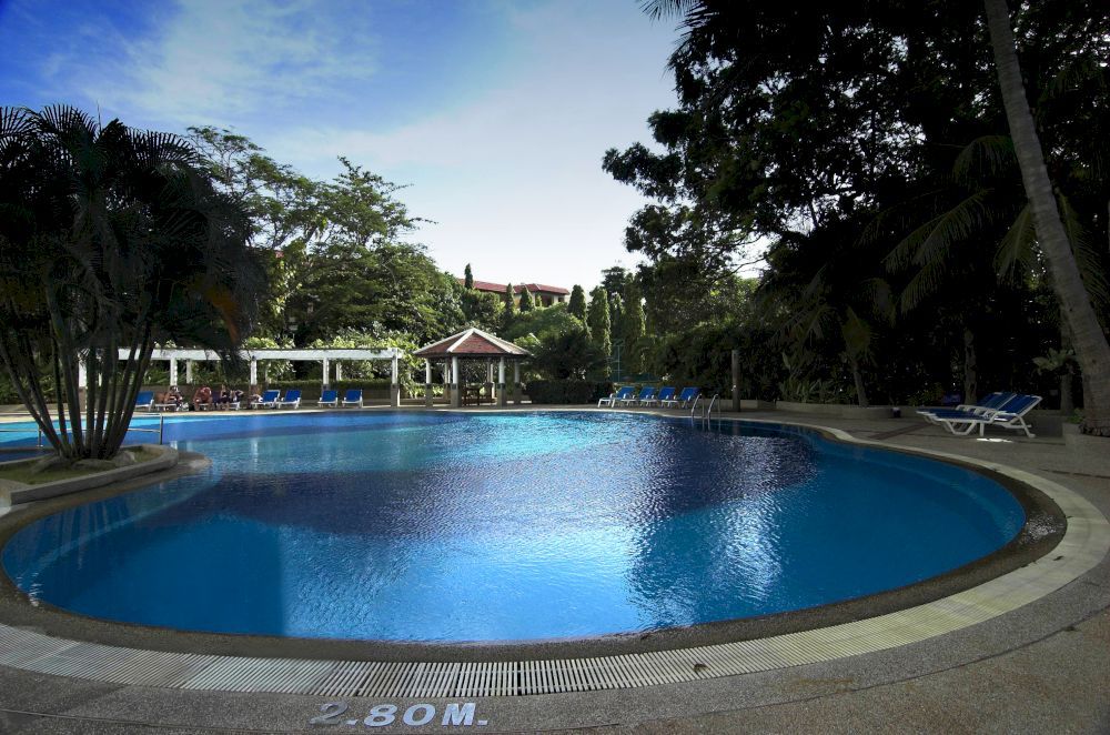 WATERFRONT SUITES PHUKET BY CENTARA - 7