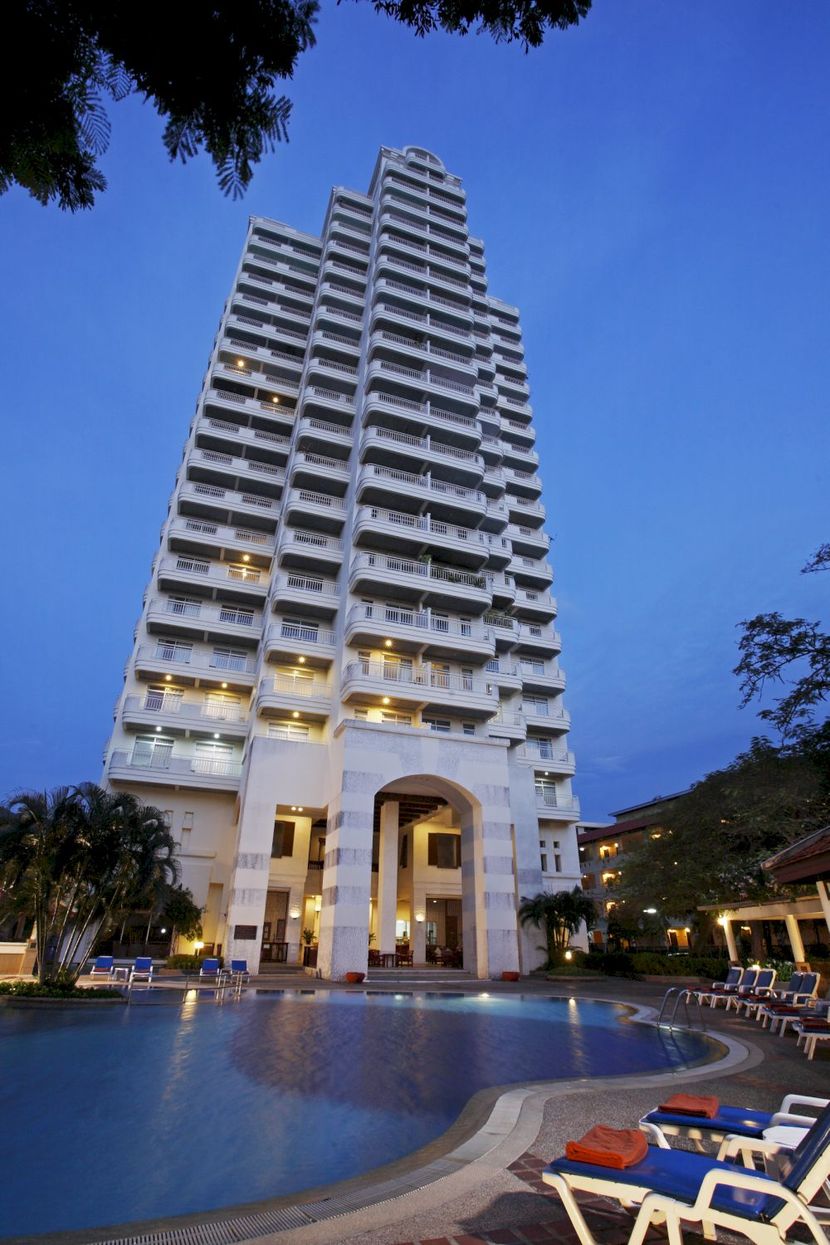 WATERFRONT SUITES PHUKET BY CENTARA - 3