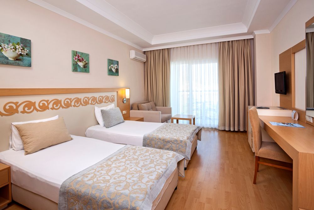 Solivia Hotel (ex. Titan Select Hotel) - 17