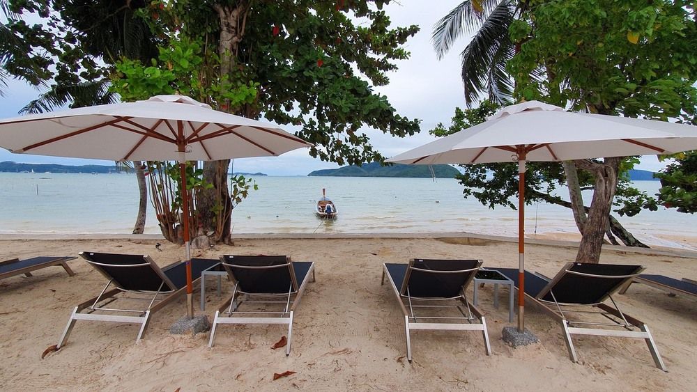 THE BEACHFRONT HOTEL PHUKET - 13