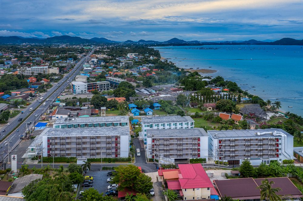 THE BEACHFRONT HOTEL PHUKET - 7