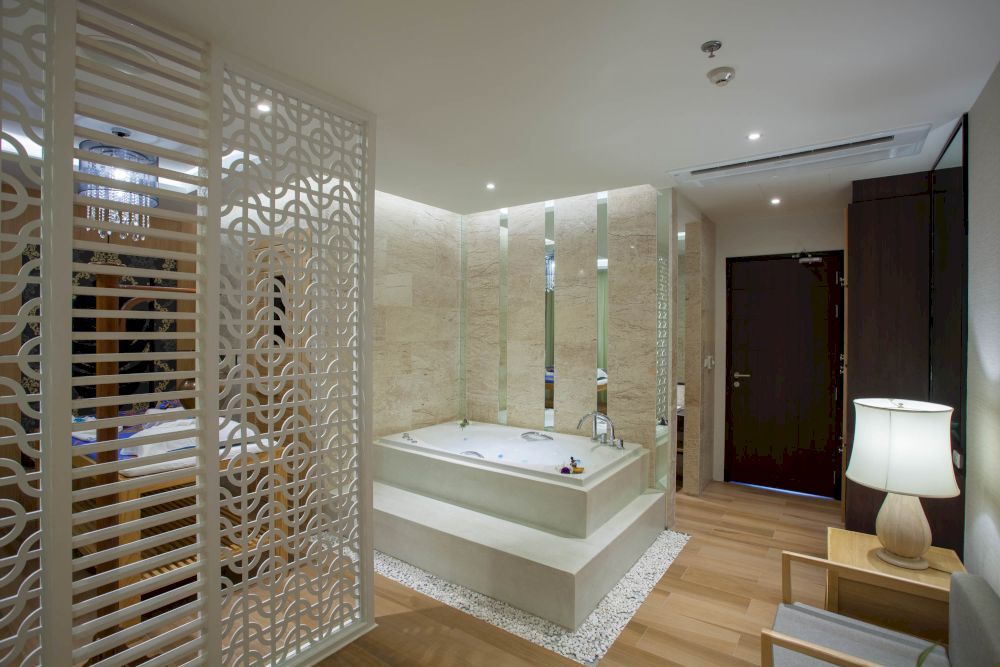 THE MARINA PHUKET PATONG - 41