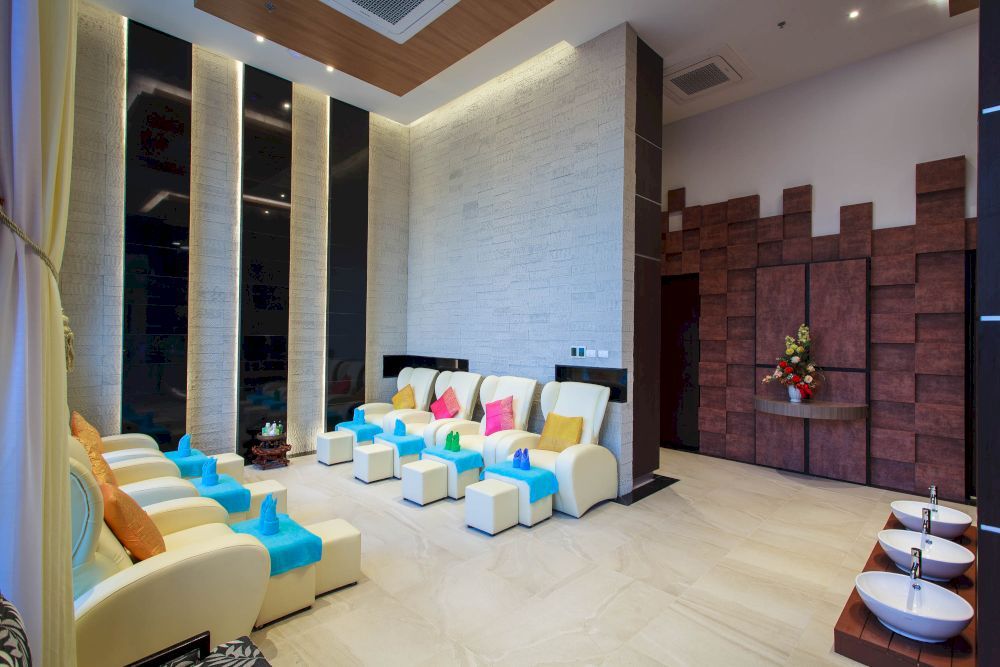 THE MARINA PHUKET PATONG - 39