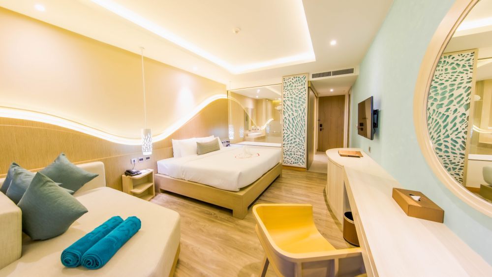 CREST RESORT & POOL VILLAS PHUKET - 54