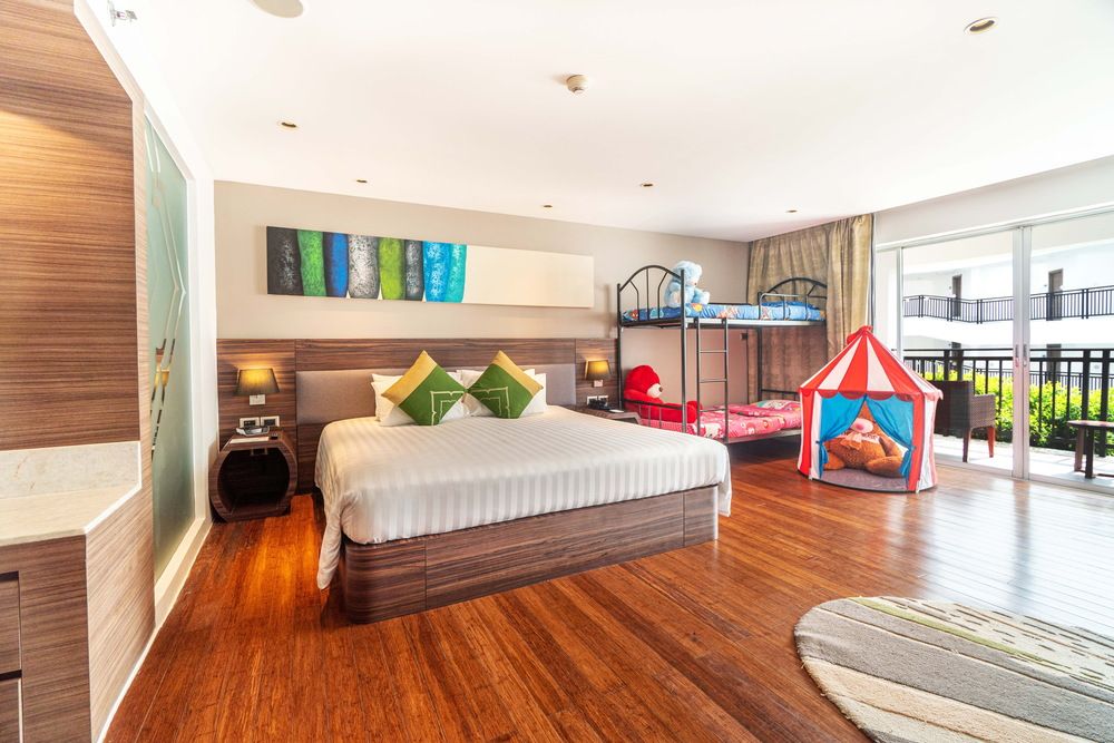 HOLIDAY INN RESORT PHUKET KARON BEACH - 16