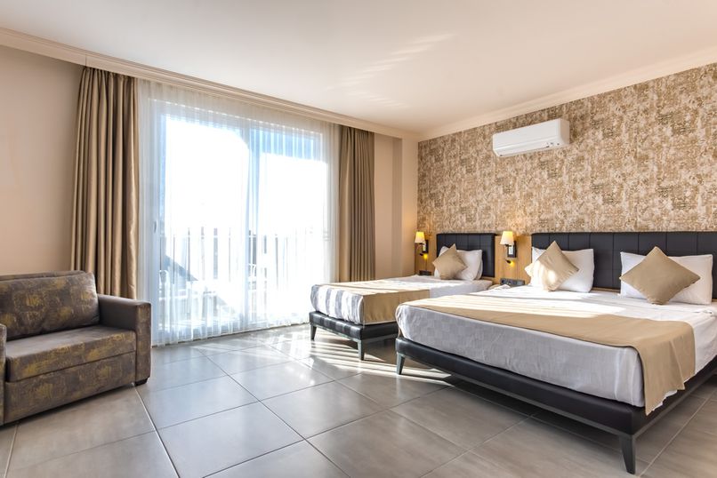 Grand Kolibri Prestige & Spa - 1