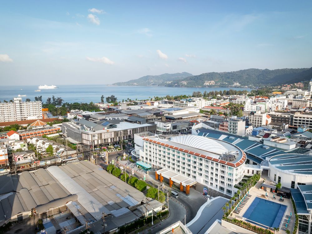 M SOCIAL HOTEL PHUKET - 2