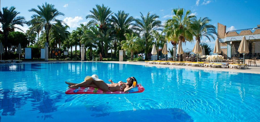 MC Beach Resort - 11