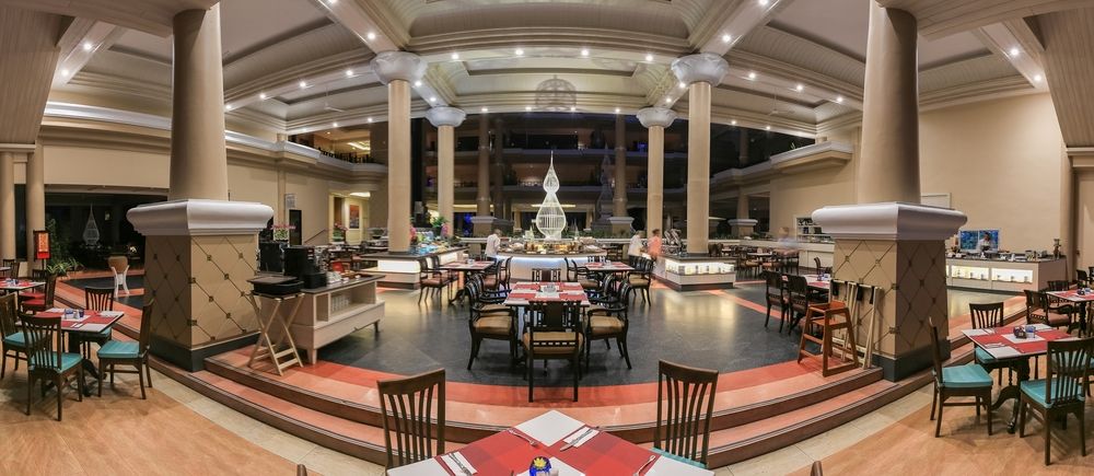 BEYOND RESORT KATA - 22