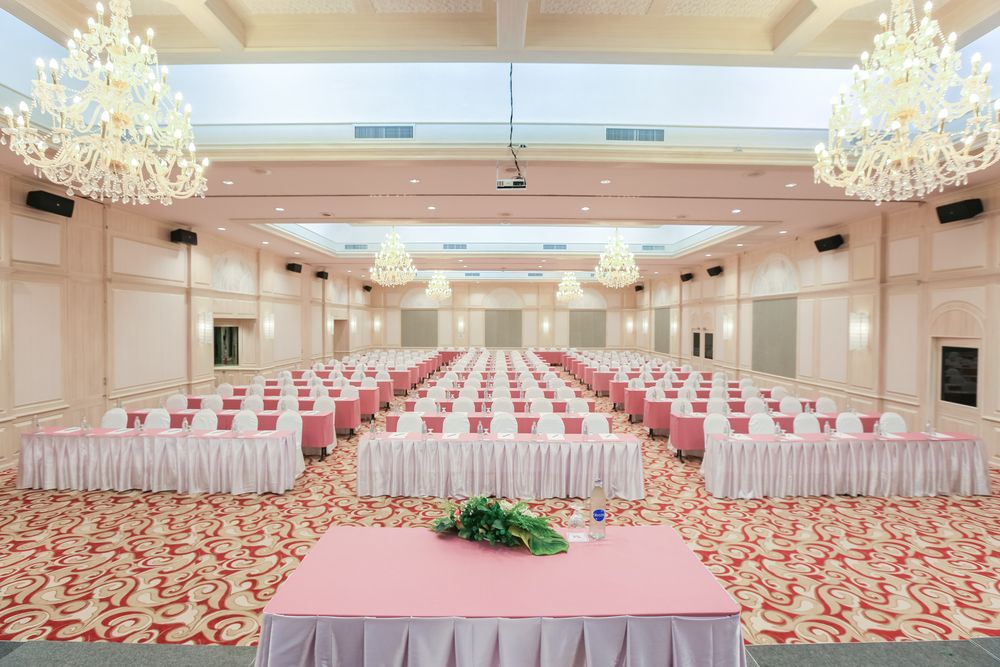 BEYOND RESORT KATA - 34