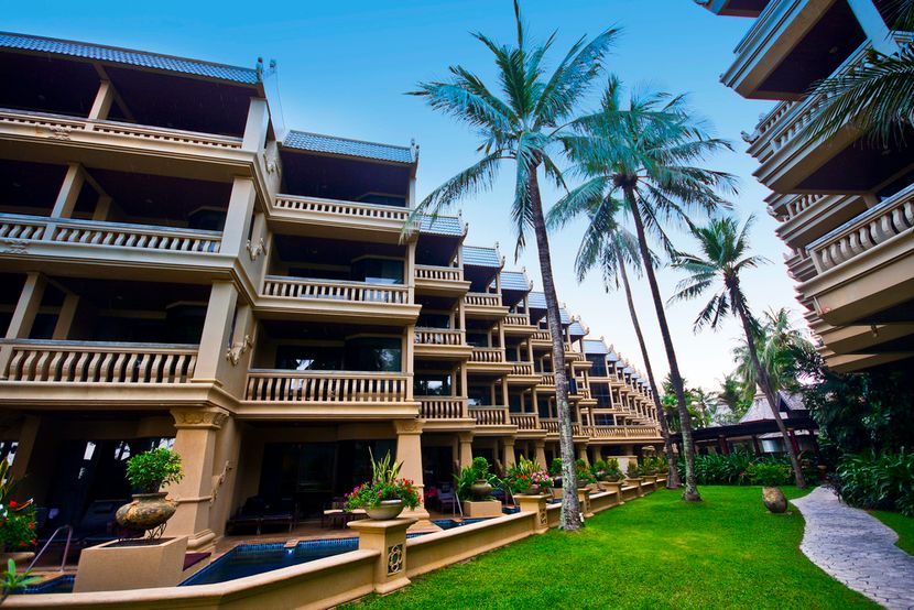 BEYOND RESORT KATA - 4