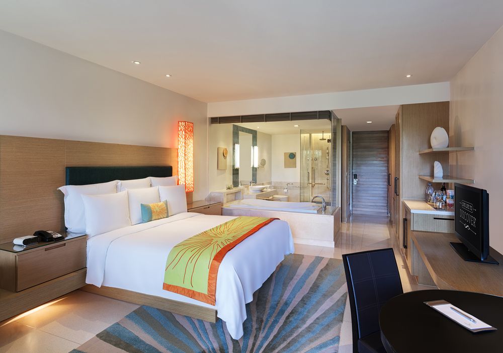 RENAISSANCE PHUKET RESORT & SPA - 33