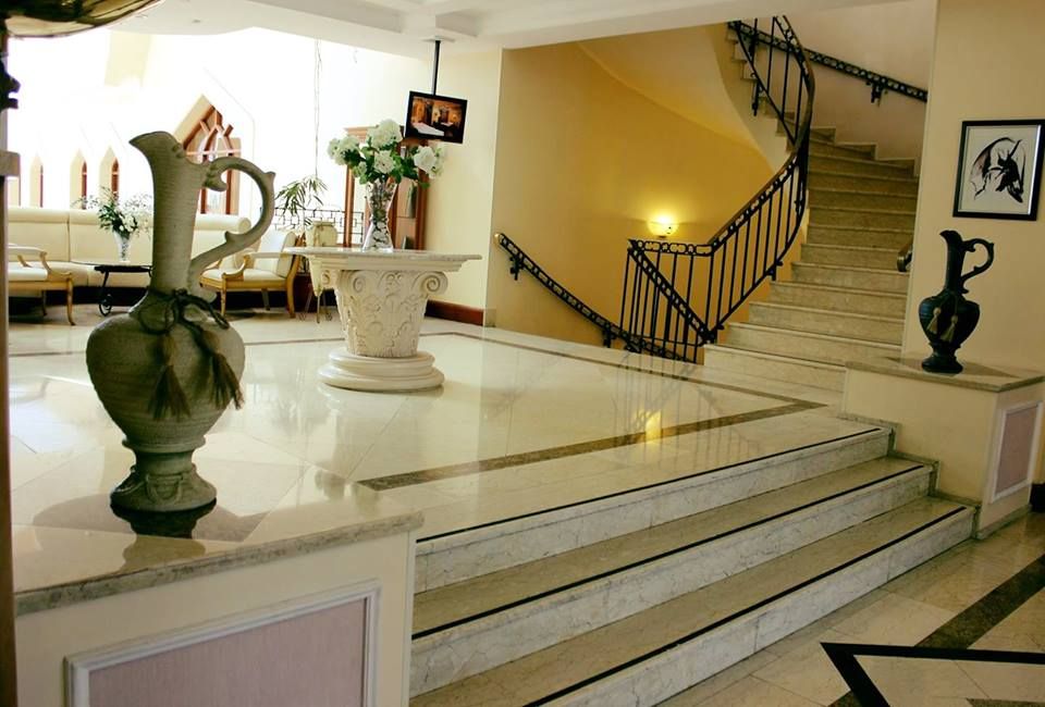 GRAND HOTEL EUROPE - 3