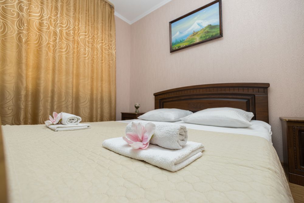 ЛЕТО (ул. Аэрофлотская, 15), гостевой дом - 37