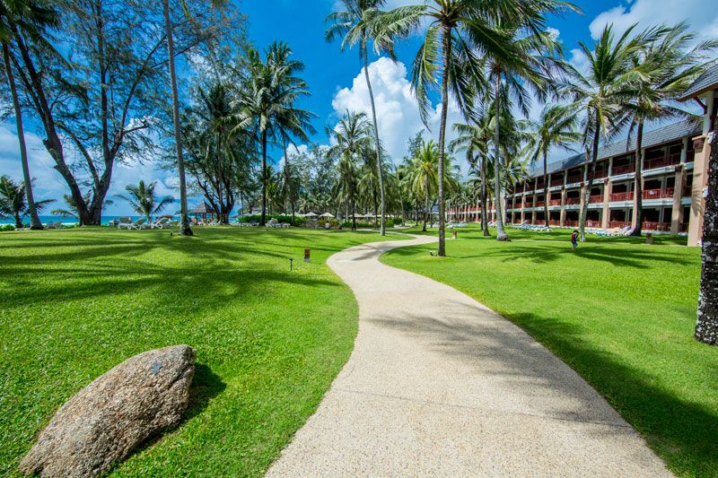KATATHANI PHUKET BEACH RESORT - 11